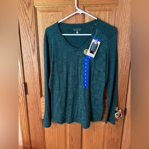 Segments long sleeve wool tee green